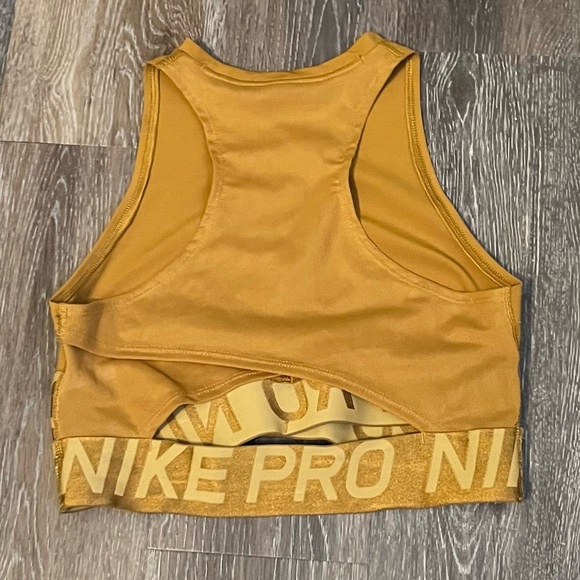 Nike Tank Size S - Picture 2 of 2